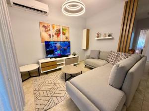 Hana Apartment, ValaMar