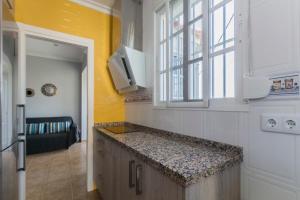 Apartamento hermosas vistas a la playa césped artificial