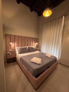 Lou Lou Rooms
