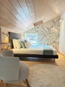 Cozy three-room apartment in the heart of Como, 100 meters from the lake