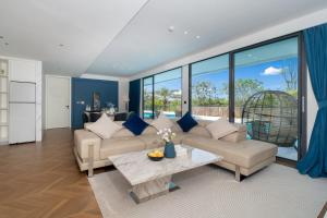 The Sunshine Beach 3-bedrooms Suite with Pool