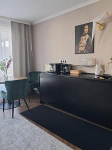 Doris Day Apartment