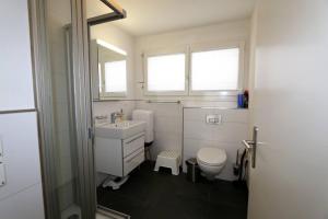 Perrine 1: Modern 3-room apartment
