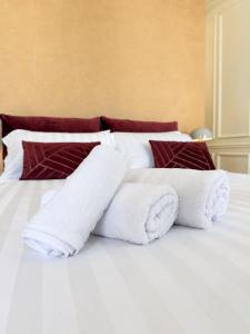 Sole Apartment-Central Luxury & Private Garage