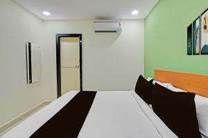 Hotel O Prime Time