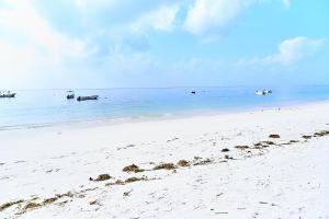 Coral Sands Luxury Residence
