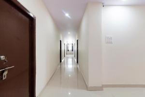Collection O Central Bowenpally Formerly Shannu Residency