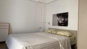 Modern 2-bedroom condo near Foodie Market 11 min, Mega Bangna, Bangna Trad Road 12 min, Suvarnabhumi Airport 15 min