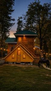 Chalet Rivera Doodpathri