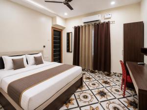Hotel Atrangi Wave-Near Temple and Sea Beach#Lift Facility With Comfortable Stay#Wi-Fi Facility