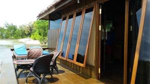 Fadhila Cottages Togean Dive Resort