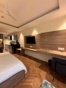 Alpha Houz in Suntwilight, Greater Noida