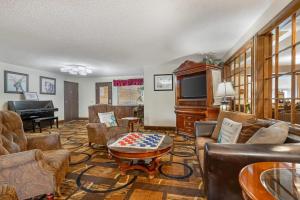Quality Inn Saint Ignace I-75