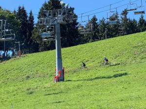 Domek Zieleniec I Komfortowy Dom z Sauną dla Dużej Grupy przy Górskich Szlakach