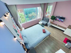 May - SKY VIEW TG