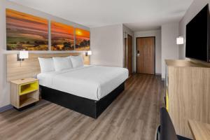 Days Inn by Wyndham Mankato