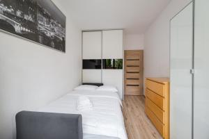 Royal Wilanów Charming Apartment by BookingHost