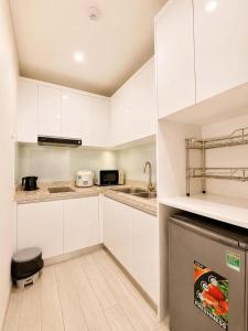 Luxury Gold Coast Apartment with Panoramic Sea View by San Ocean