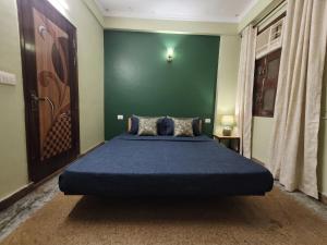 FabHotels Blackstone