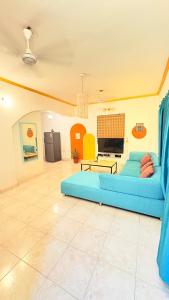 4 Bedroom Villa Baga Beach Calangute - Private Plunge pool - Kitchen - Wifi - TV