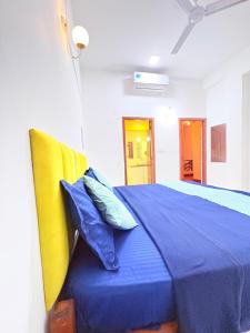 4 Bedroom Villa Baga Beach Calangute - Private Plunge pool - Kitchen - Wifi - TV