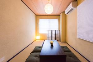 401Direct access to Asakusa Temple # Convenient access to Skytree and Shinjuku Station # 4-minute walk from Morishita Station