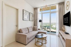 PVH - Golf Vita - Studio 8 mins from Damac Hills Mall