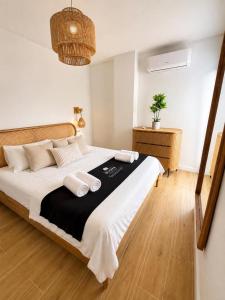 Modern Beach- Side Appart in edificio Sotomar La Carihuela -Torremolinos