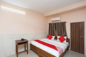 Hotel O Convivial Classic