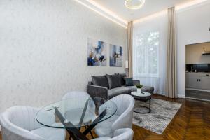 Royal Residence