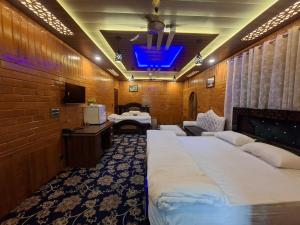 Townhouse Railway Road Srinagar Formerly Holiday Homes