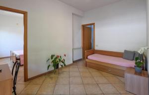 Apartment In Ricadi 047