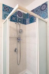 Scarlett Home Crocetta