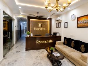 Hotel JS Grnad - Noida Sector 132
