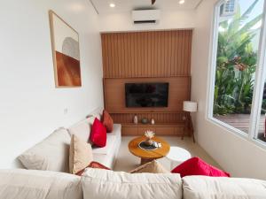 Samanaya Villa - Tropical & Spacious 2 Bedroom Pool Villa