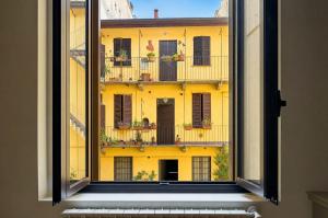 Porta Ticinese Navigli Central Milan Subway
