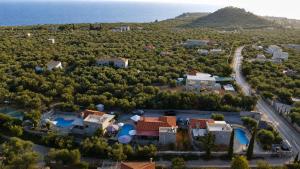 Tulipa Villa Mani 3 - Cosy Villa with Private Pool