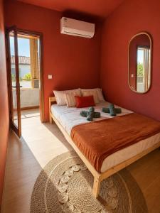 La Marina - 3 Bed House near Beach