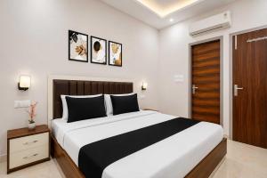 Collection O Zirakpur City Centre Formerly Rest Inn