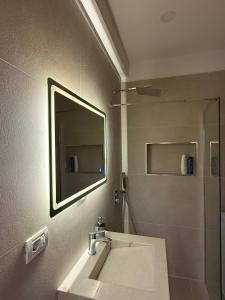 Ami Luxury Apartment - 40m from Golem Beach