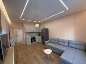 Ami Apartment - 40m from Golem Beach