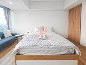 Cozy Studio South Gate Apt with Pool, Gym, Wi-Fi by 2ndHome