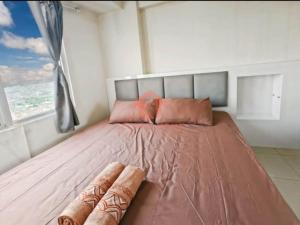 Cozy 2BR Bassura Apt pool WI-FI Netflix
