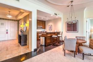 Two Bedroom Penthouse with Mountain and City Views
