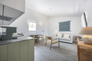 Cabana Suite H by Soul-Houses
