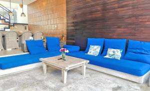 Large 3BR Jimbaran Villa with Pool & Wi-Fi