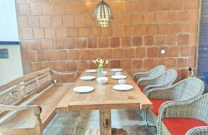Large 3BR Jimbaran Villa with Pool & Wi-Fi