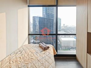 Best View & Strategic 3BR Sudirman Suites Apt