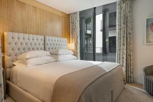 Luxury Rooftop Jacuzzi Penthouse at Savoy Insular
