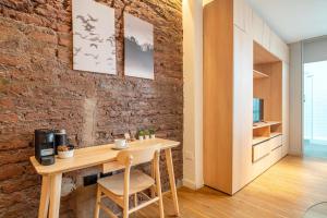 HOM l Wifi AirAcond Arte Gastronomia Lastarria